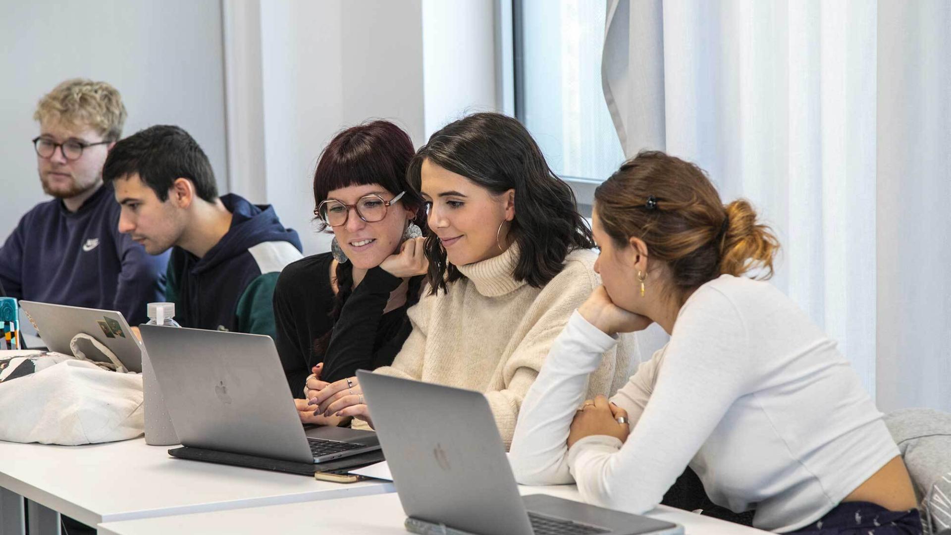 Parcours de professionnalisation en ligne