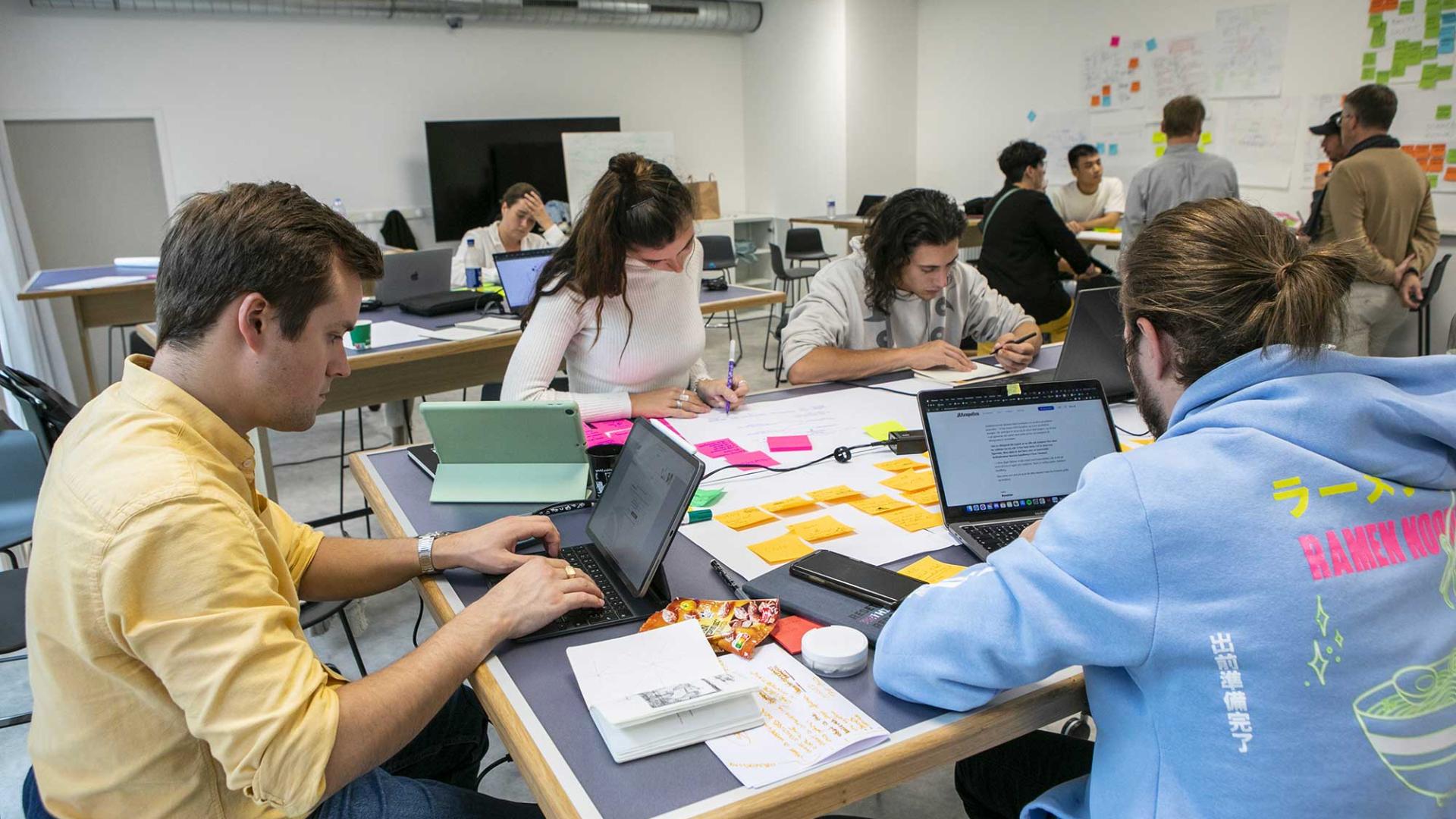 Les étudiants du Studio France en workshop