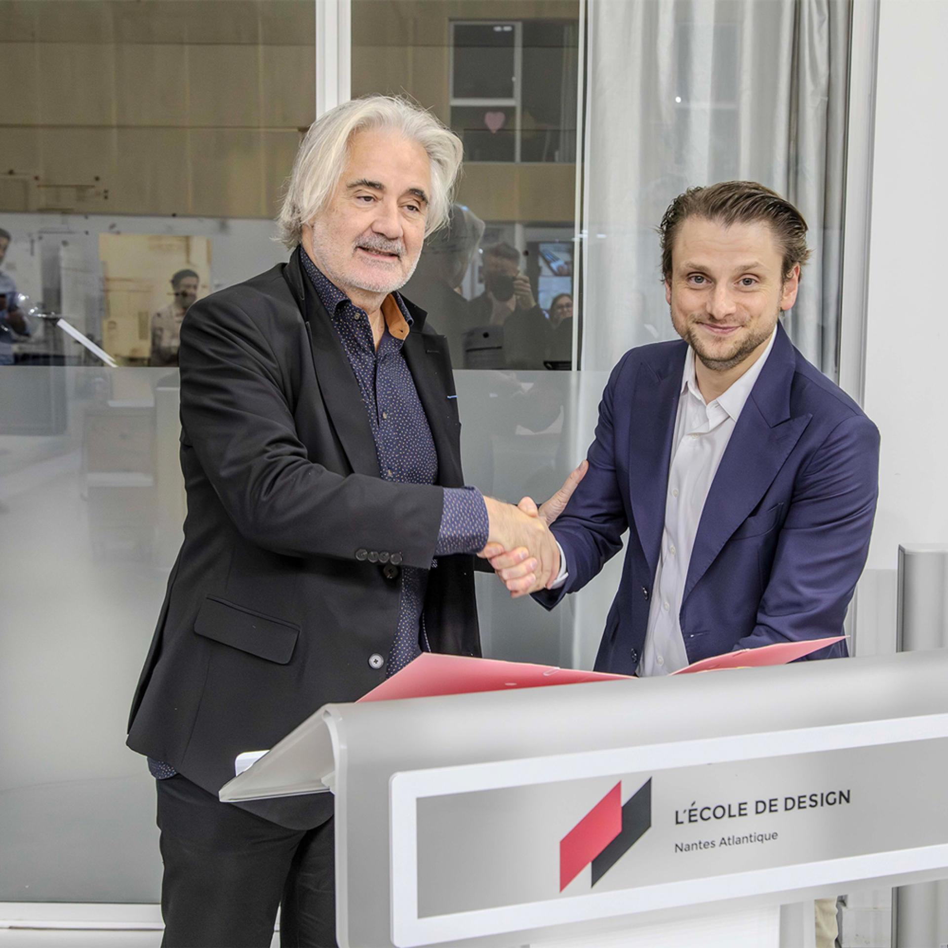 Christian Guellerin, Directeur général de L’École de design Nantes Atlantique, et Pierre-Alain Houard, Chief Marketing Officer, HONOR France